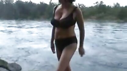 Varrás vonzó egy videa erotikus filmek emberben.